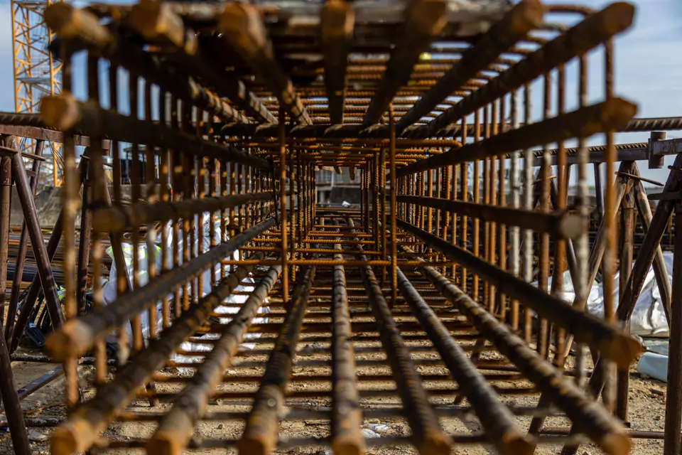 Pose d’armature à Esch-sur-Alzette : l’importance de la précision pour des structures fiables